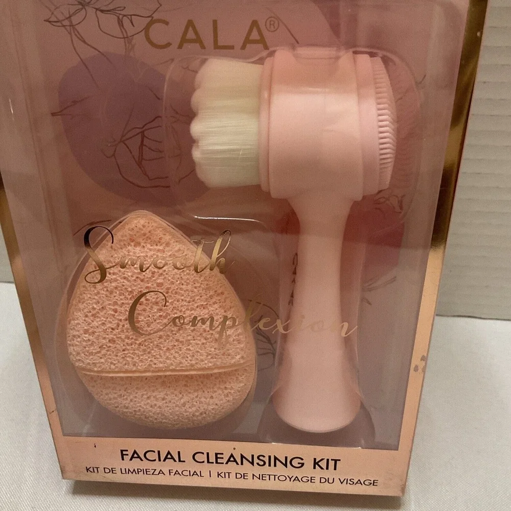 Cala Smooth Complexion Facial Cleansing Kit.‎ Dual Action Facial Cleansing Brush